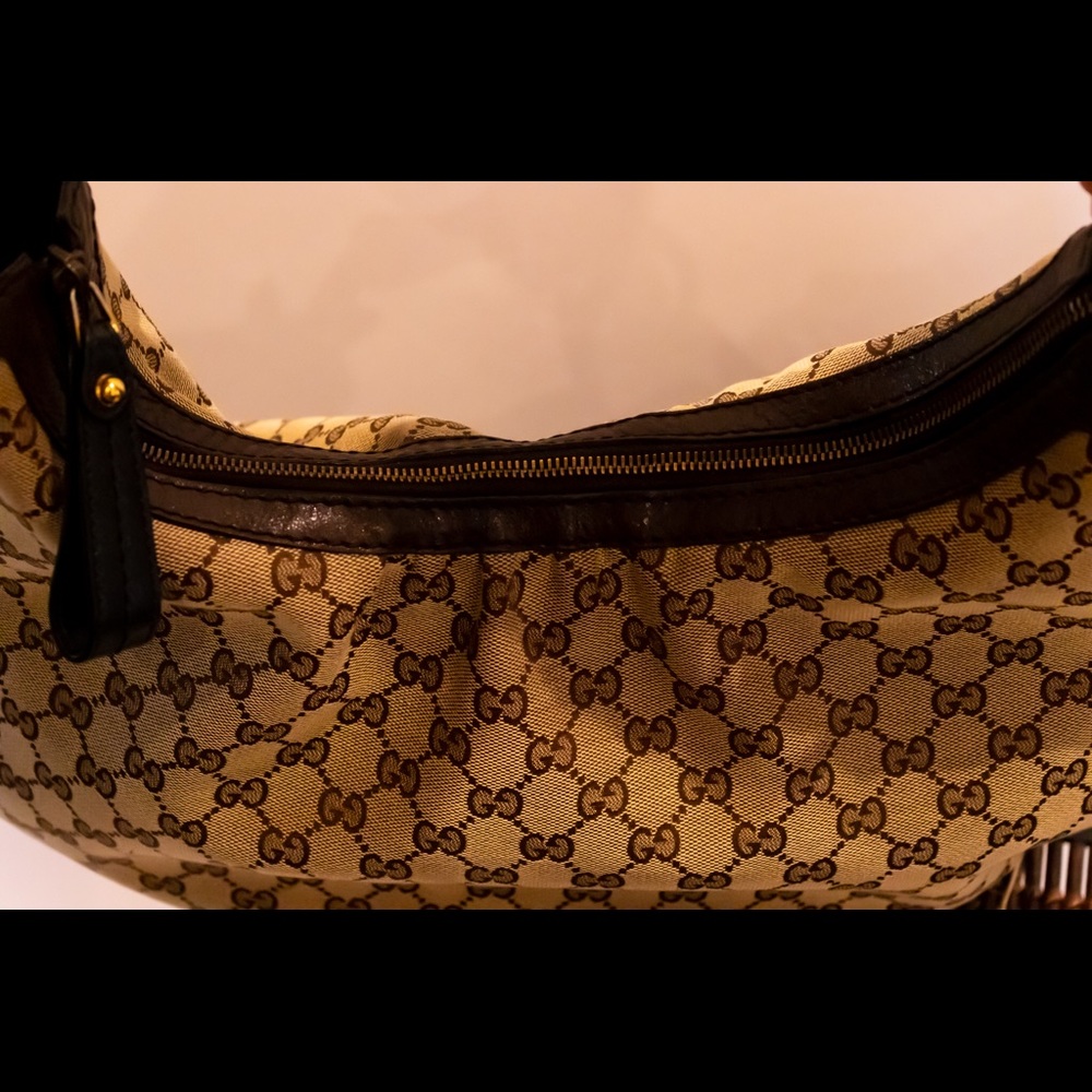 Gucci Studded Hobo handbag - Picture 6 of 6